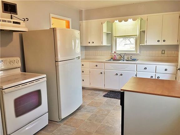 5th image of 3805 Penn St