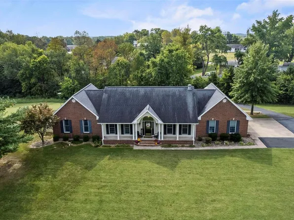 4 Prairie Ln, Chester, IL 62233