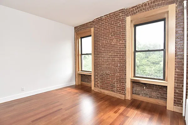 Rented by Bohemia Realty Group | media 10