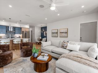 527 E 7th St #3, Boston, MA 02127