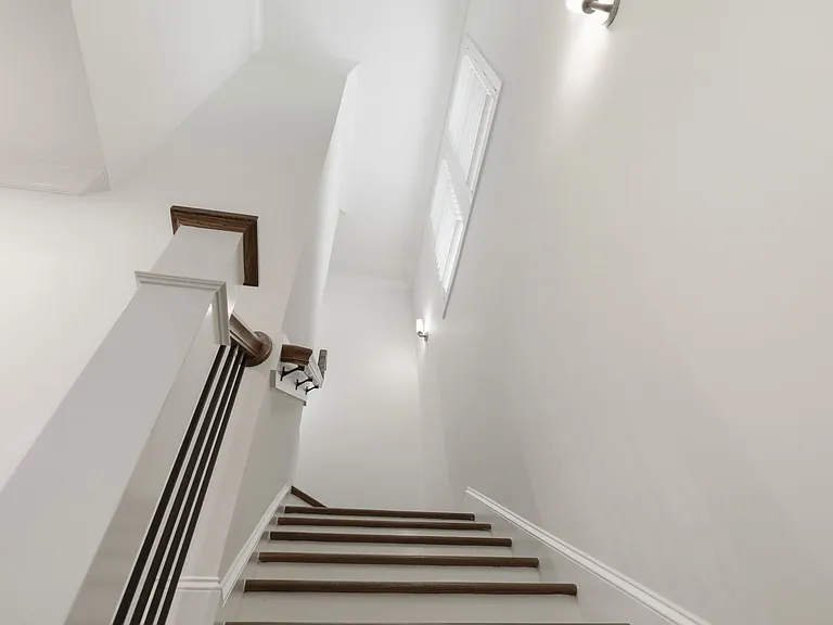1017 Whistler St — Photo 39