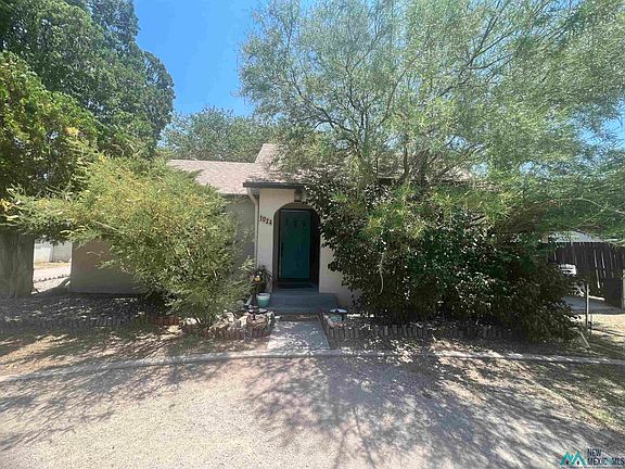 2nd image of 1024 N Halagueno St
