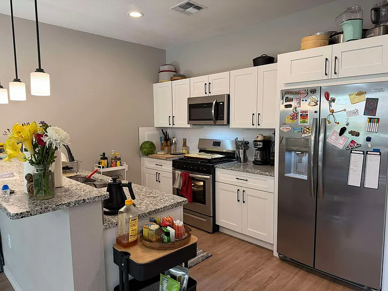 1105 Silver Ave SW #C — Photo 2