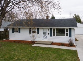 1924 N Bennett St, Appleton, WI 54914