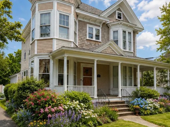 47 Masonic Street, Rockland, ME 04841