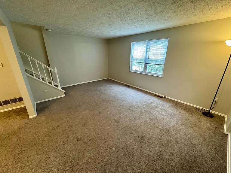 244 E Commons Dr — Photo 25