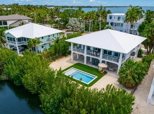 36 N Bounty Ln, Key Largo, FL 33037