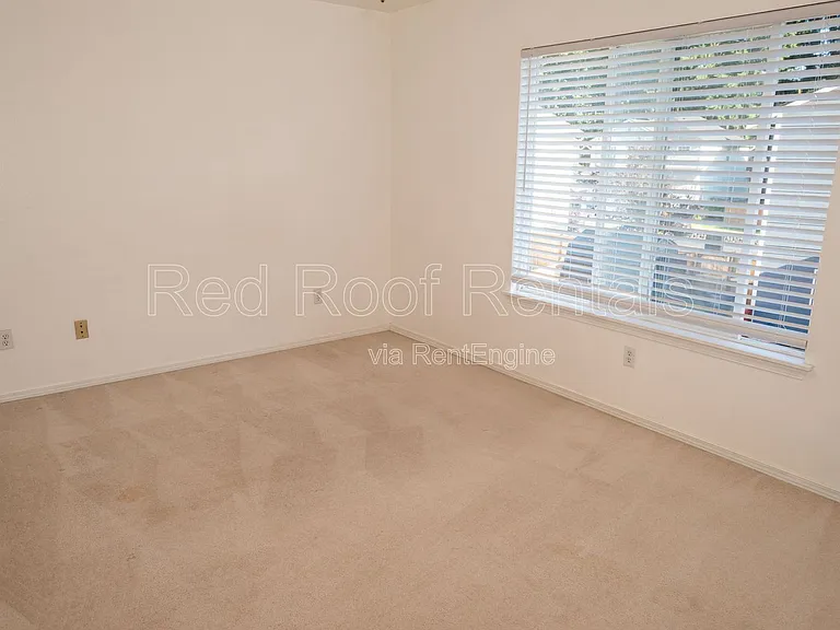 12922 158th Street Ct E — Photo 10