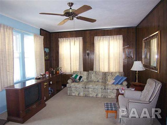 4th image of 928 W Hanssler Pl
