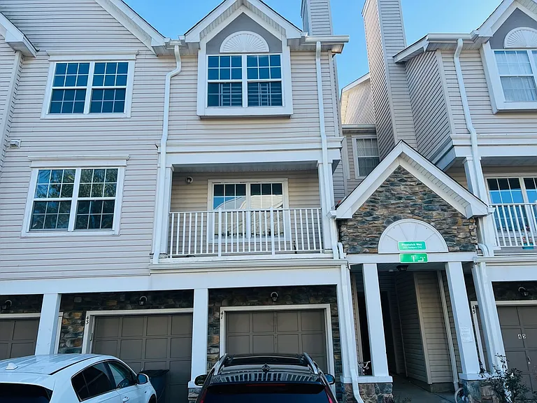 41 Prestwick Way #41 — Photo 1