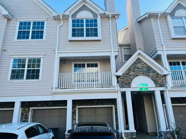 41 Prestwick Way #41, Edison, NJ 08820