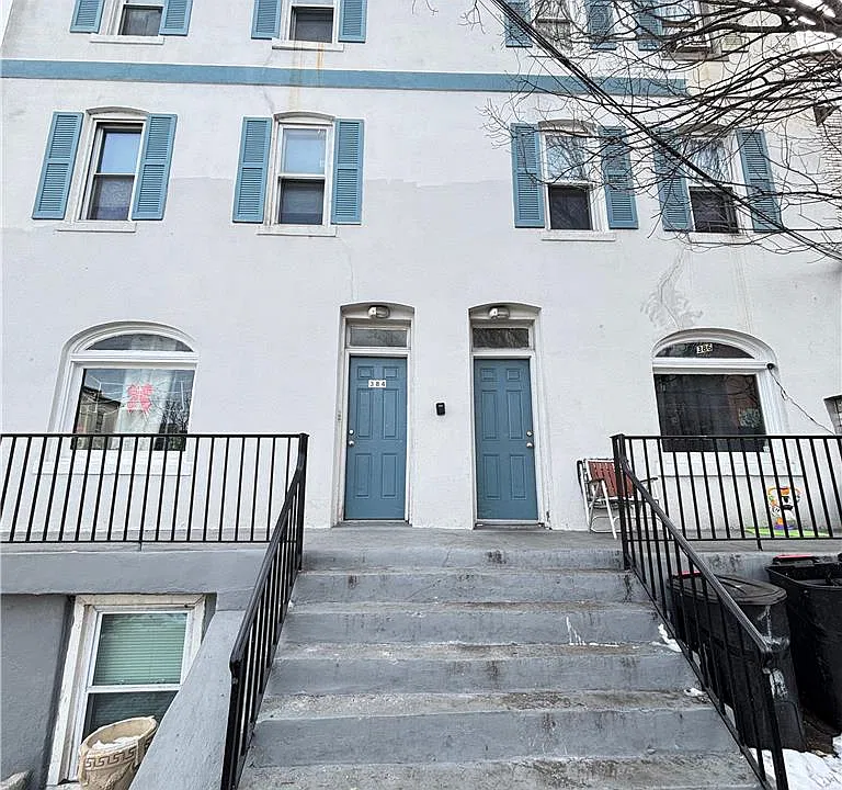 384 Tilghman St #8