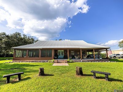 305 Navarro Dr, Gray, LA, 70359