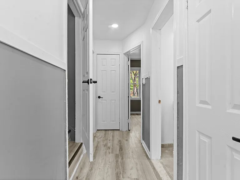 16039 Fairmount Dr — Photo 9