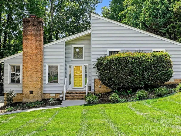 7944 Pawtuckett Rd, Charlotte, NC 28214