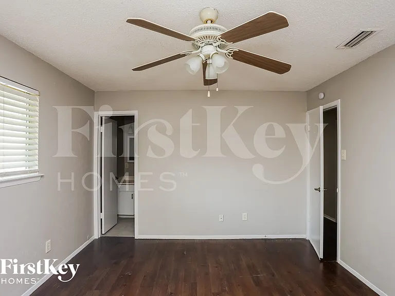 908 Wandering Way Dr — Photo 9
