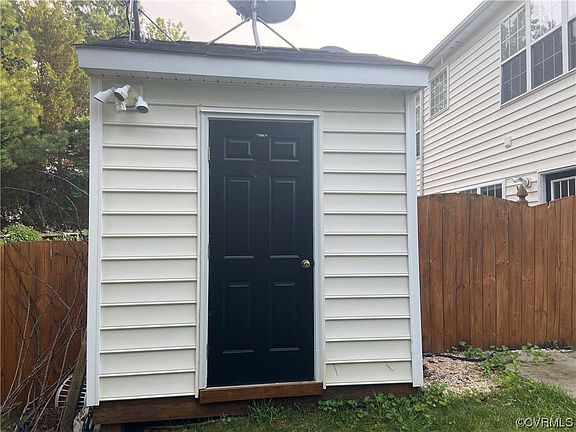 5th image of 1301 New Haven Ct