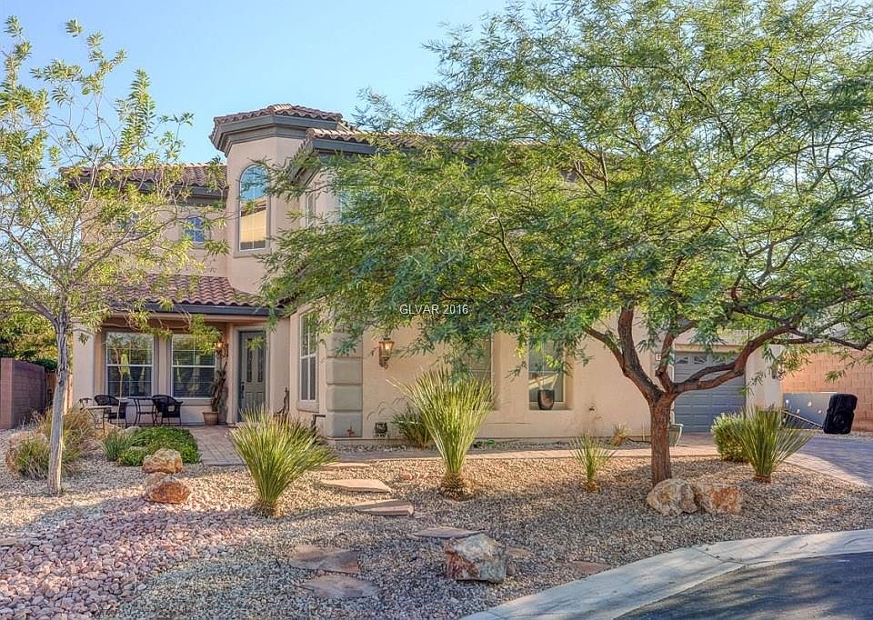 1st image of 8141 Luna Sera Ave