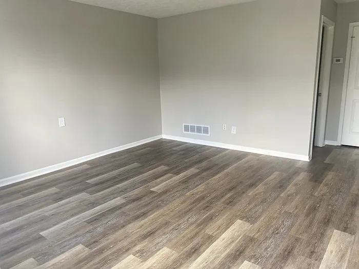 2601 Crisnic Ct #2601 — Photo 10