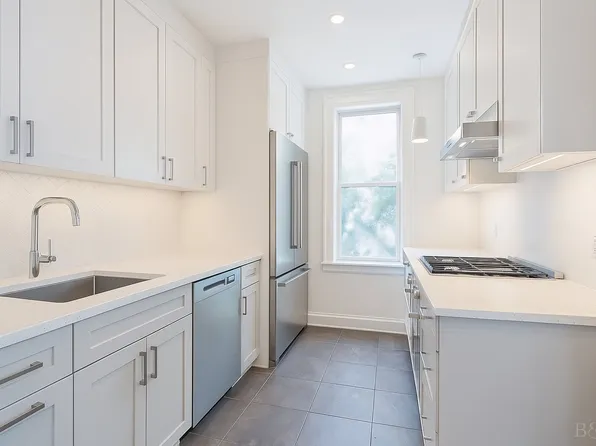 147 Diamond Street image 13 of 21