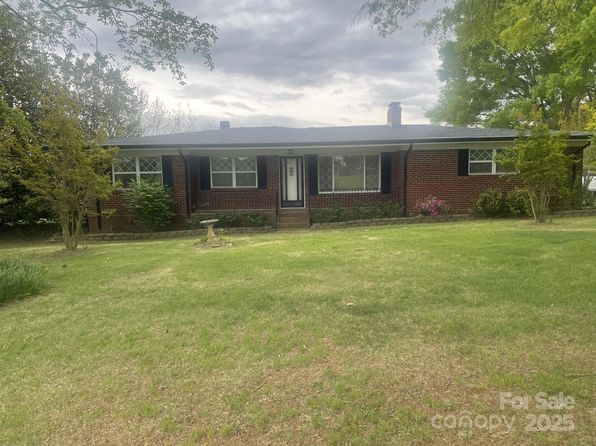 1620 Moss Springs Rd, Albemarle, NC 28001