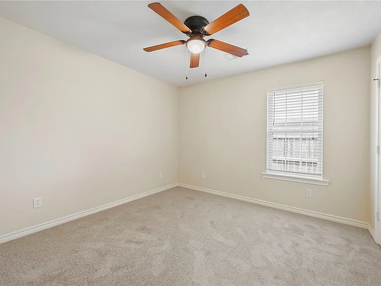 1407 Fincastle Loop — Photo 15