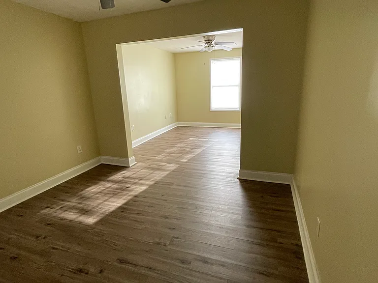 136 Centennial Cir — Photo 19