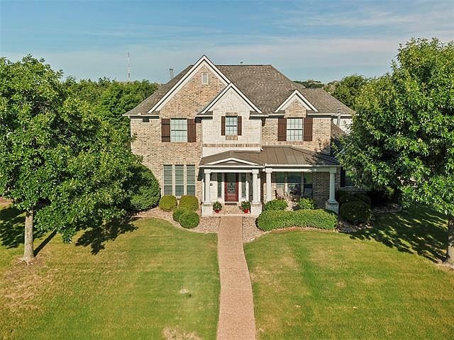 1st image of 1516 Penny Ln