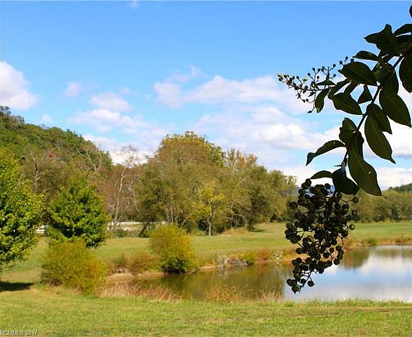 2nd image of 60 Lake Vista Dr #58