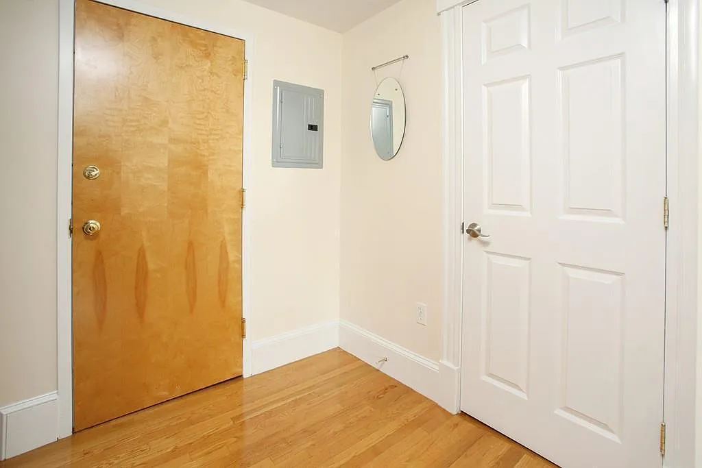 1 bed, 580 sqft, $2,650 — Photo 2