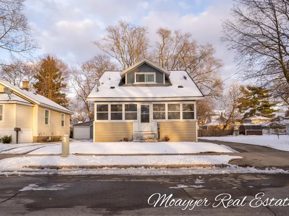 2242 Camden Ave SW, Wyoming, MI 49519