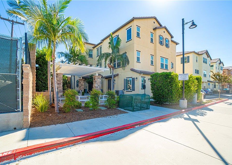 1st image of 794 N Ethan Way
