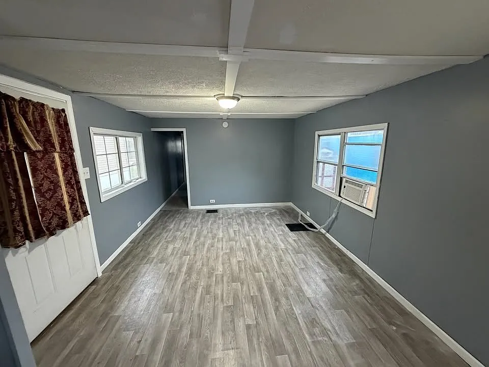 Maple Court MHP - 23 — Photo 3
