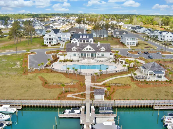 520 Jackline Drive, Hampstead, NC 28443