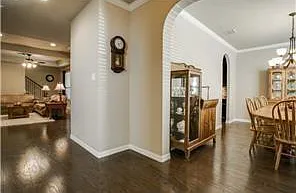 3 bed, 3.5 bath, 3034 sqft, $3,200 — Photo 2