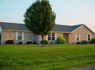 5873 E Houston Rd, Woodlawn, IL 62898