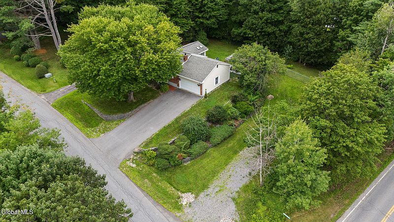 4th image of 106 Wesskum Woods Road