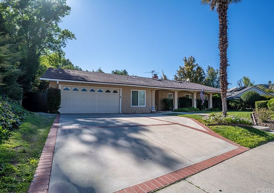 1st image of 23611 Del Cerro Cir