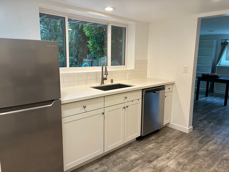 871 NW 175th St