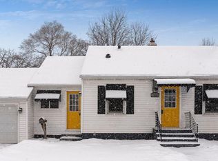 6716 Cedar Lake Rd S, Minneapolis, MN 55426
