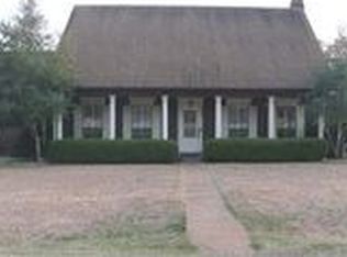 3103 Clear Creek Dr, Texarkana, TX 75503