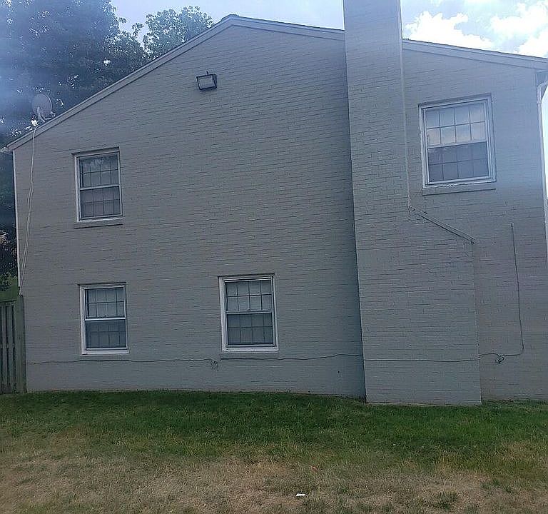 2nd image of 1333 Potomac Heights Dr Unit 38