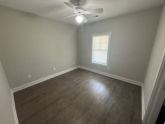 4th image of 170 Jonas Ave Unit 8