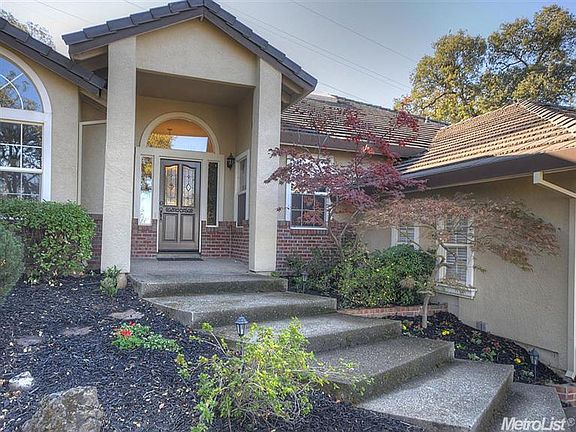 2nd image of 4158 Hensley Cir