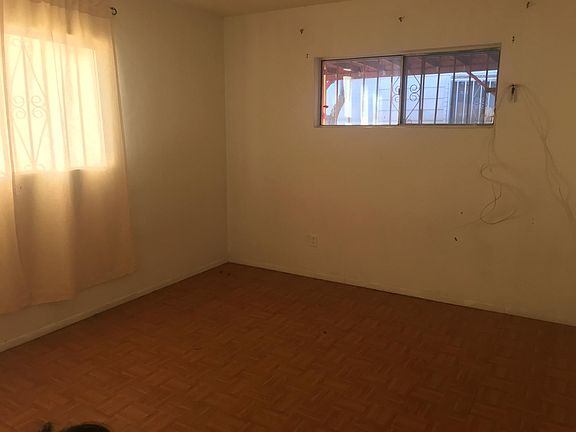 2nd image of 6139 E Yandell Dr