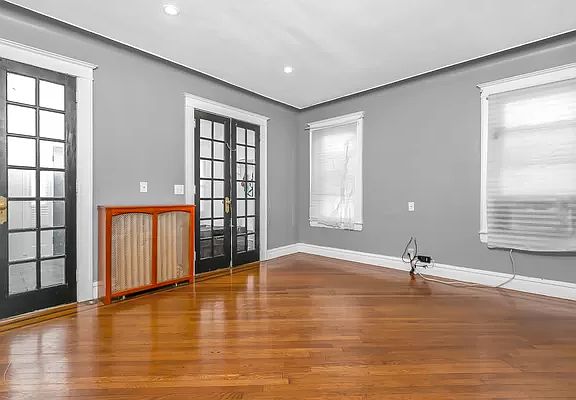 5th image of 85-38 105th St