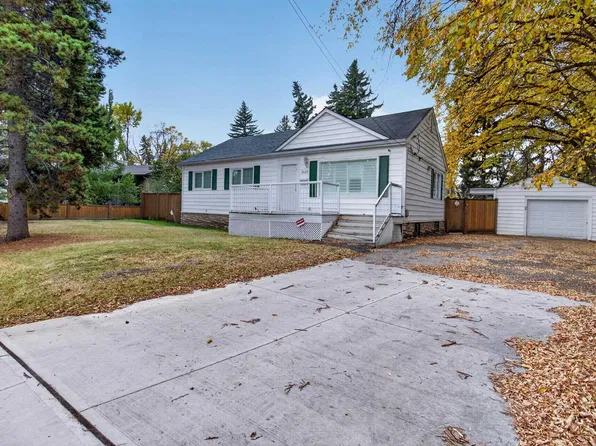 5422 110th St NW, Edmonton, AB T6H 3E1