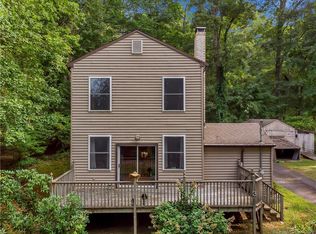 3 Triangle Dr, Moodus, CT 06469