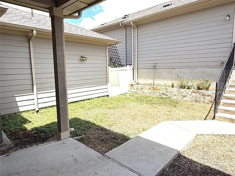 601 Katmai Cir — Photo 28