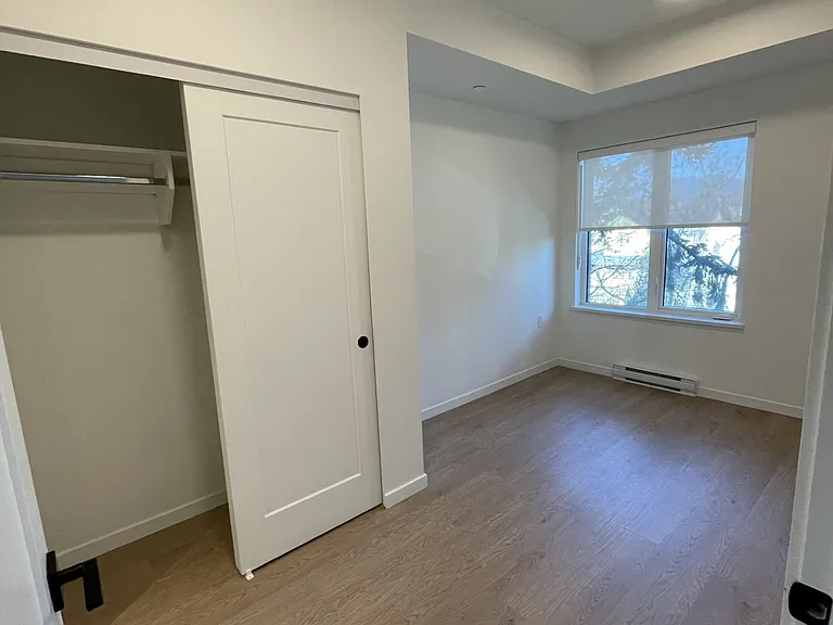 1807 Larch St — Photo 12